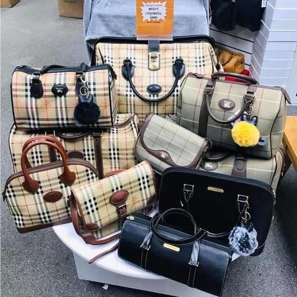 PRELOVED, AUTHENTIC, LUXURY - Picture 14 of 16